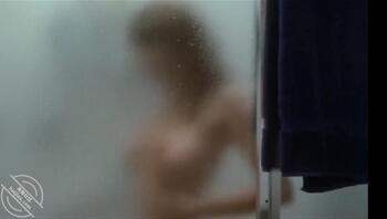 偷拍闺蜜，求粗口1