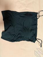 偷进我姐房间，拿她内裤打胶2