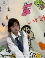 我的表妹漂亮可爱吧，各位海友，她的屄是属于什么户型？2