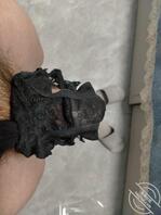 撸射嫂子的内裤和袜子2