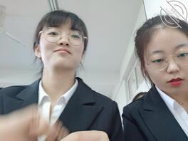 三个教师小母狗，你最想看谁被操的视频，想看怎么操她们，别说三个一起不现实2