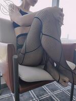 161【真实乱伦】嫂子在酒店被黑屌干完，第二天早上我帮她拍了几张照。1