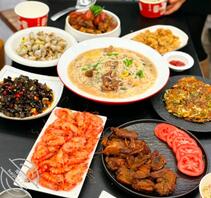 假期在外公家里与小姨之间的一些互动情况0