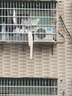 2今日扫街小少妇 浅色内裤 丝袜！2