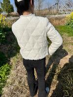 她是老师，这次去学校看她刚好住宿值班，一天他老公打来3个电话和1个视频。0