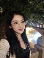 骚逼陪读妈妈被室友勾引到酒店爆操1