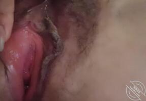 分享一下和朋友老婆发过来的淫照。1