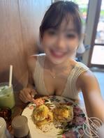 露出调教小母狗，等红灯时，旁边那台车的司机一直看过来2