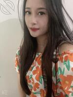 我的两个骚逼姐姐，求大神来脱衣2