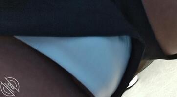 白内裤走光露毛2