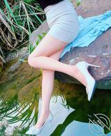 【真是原创】170、婶婶欣然的让别的男人拍照2