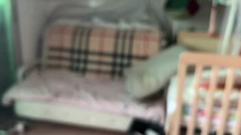 熟女阿姨的吊带黑丝