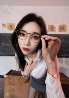 有姐姐愿意把照片发出来打飞机吗，留在评论区接龙骚逼1