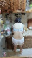 南宁宾阳）乱伦爱好者偷拍熟女妈妈的大肥臀纯分享