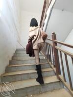 【原创】8.黑丝长靴露肩装表妹,第一次户外忽悠口2