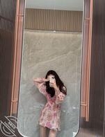 【夏薇薇】已婚 售楼处置业顾问 如果我脱光趴在售楼处 会有男人排队操我吗2