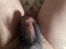 偷拍15岁亲弟弟，竟然已经这么大了，想帮他破处0