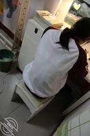 [原创]2.妈妈不在家我无处发泄，留下23岁的我独自面对16岁的妹妹。2