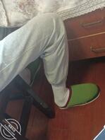 给亲戚家女孩补课，爽玩她臭鞋0