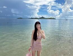 【原创】52 和妹妹去斐济旅游,手扣她的骚逼,淫液喷的我满手都是1