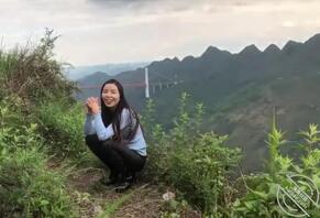 无限风光在险峰  熟女母狗在山顶被口交内射