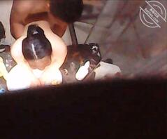 偷拍老爸老妈浴室里做爱