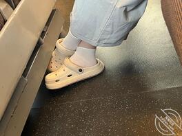 地铁上，动车上偷拍1