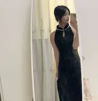 胡雯欣 山东青岛反差母狗胡雯欣，06年出生的极品嫩妹，现在还在读高三1