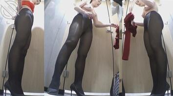 红色OL黑丝少妇，厕所换内衣，八字奶太爽了1