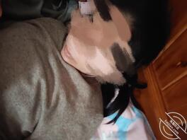 用假阳具挑逗妈妈0