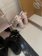 偷拍打胶，射满隔壁大奶小萝莉的精致jk鞋，每天踩着我白花花的精液出门2