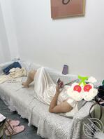 24  第一视觉操侄女  舔侄女嫩逼