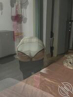 原创(96)日常更新，老妈换裤子露出性感大屁股1