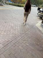 偷拍的屁股和腿0