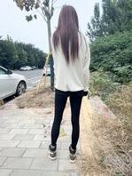 骚逼车拍丝袜骚腿 勾引路人 被大鸡把使劲猛操2