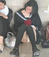 杭州有有没有可以互看对方故意走光的少妇阿姨，地点在杭州书店比较好2