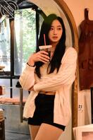 爱穿丝袜的肥腿母狗普文静，有没有兰州的兄弟一起操她2