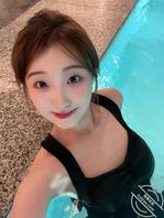 今年21岁，喜欢多人，求羞辱2