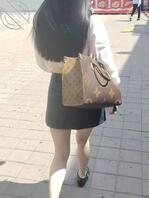 夏天到了，大街上都是美腿0