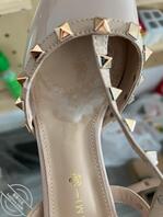 打胶姐姐的高跟鞋还是铆钉的朋友圈找的照片爱臭美1