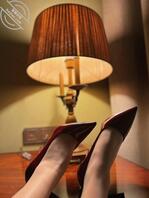 在酒店的母狗，穿着高跟鞋想被大鸡吧哥哥内射1