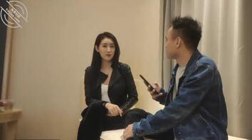 高端大气品质美女被爆操，最后说受不了了0