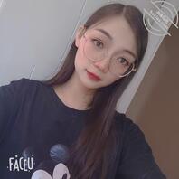 情人节，自慰第一次没控制住尿失禁了0