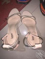 扫楼偷拍少妇原味高跟和平底鞋（5）2