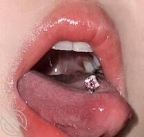 又有漂亮舌钉了 好高兴 爸爸射嘴里2