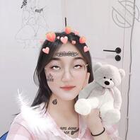 我是母狗柳润榃，天生一只反差淫贱骚浪小母狗～求求大家带着名字评价羞辱我啊0