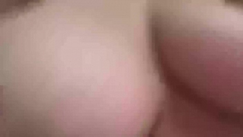 太会了啦！拍视频秀豪乳！（F杯母猪完整版）