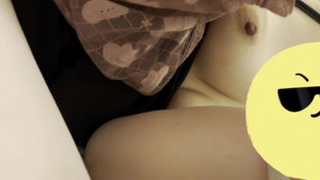 老婆内裤都没脱自己放了进去